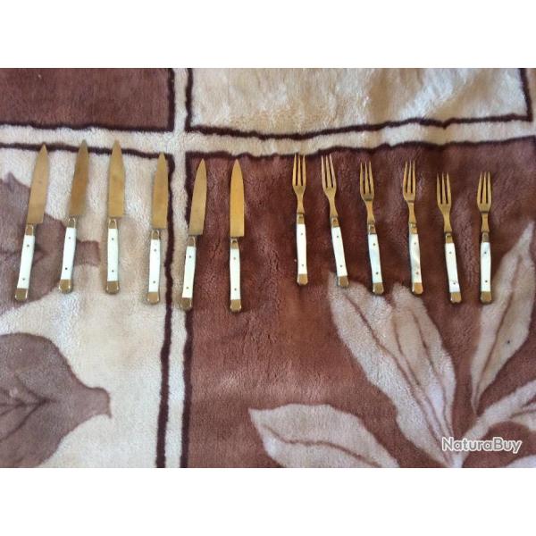 Service  fromage ancien en laiton et nacre, pas de prix de reserve