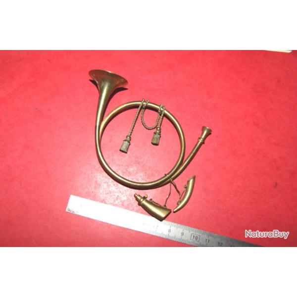 corps de chasse + poire � poudre en laiton -  (D9T3475)