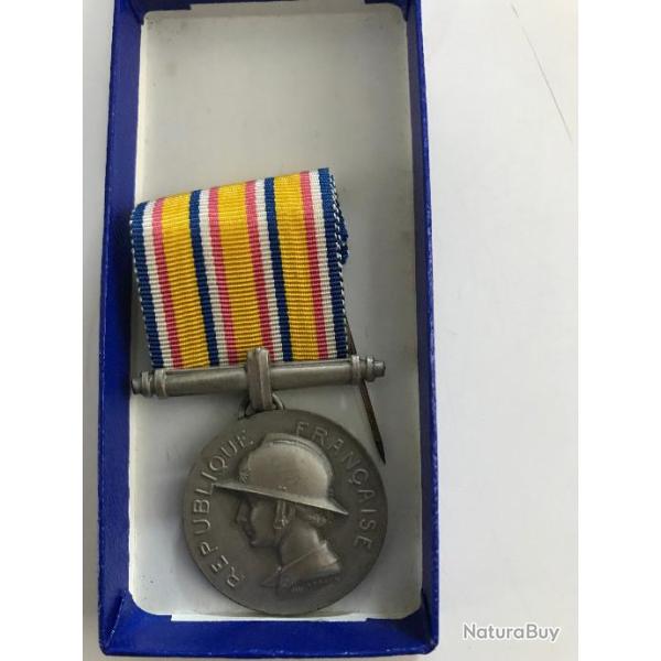 Medaille rpublique francaise ministere de l?intrieur, hommage au dvouement,