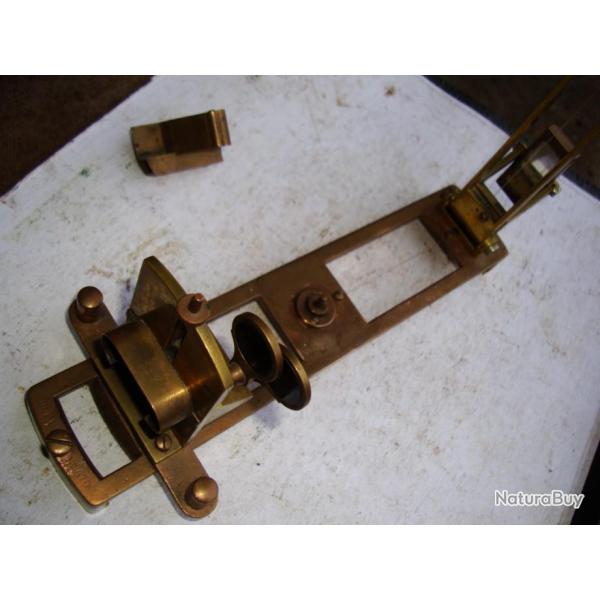 GYRO-COMPAS DE MARINE  DE CHEZ ANSCHUTZ