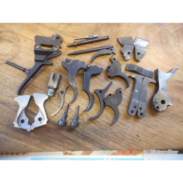 lot de pi�ces diverses a identifier .