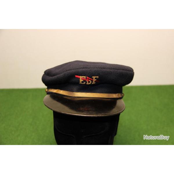CASQUETTE   D AGENT  DE   L    E D F   ANNEE  1950