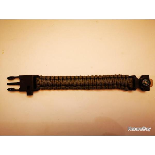 Bracelet de survie paracorde avec kit de p�che + sifflet boussole firesteel - vert