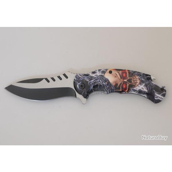 Couteau pliant Tte de mort yeux rouges avec chane  lame de 9 cm