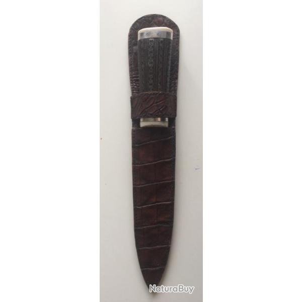 Couteau de chasse lame fixe droite