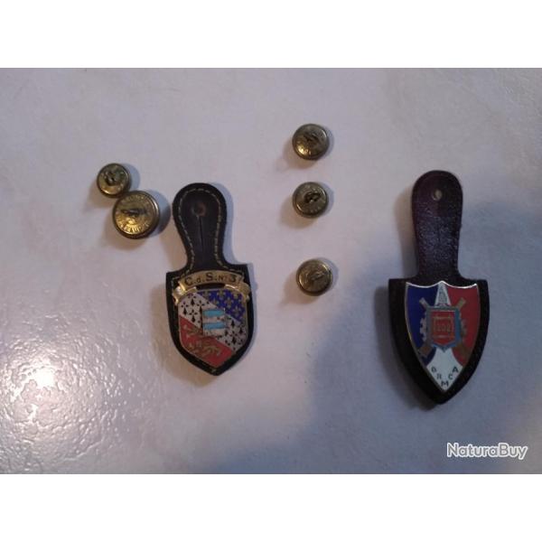 Lot 2 pucelles et boutons