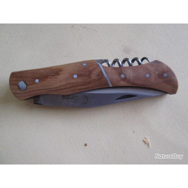 Couteau inscription ''Corsica'' avec tire-bouchon