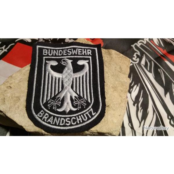 Sapeur Pompier de la Bundeswehr  ( Hauteur : 10 cm Largeur : 75 mm )