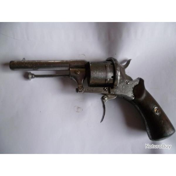 V�RITABLE REVOLVER LEFAUCHEUX (INVENTION BREVET�), A BROCHES, CALIBRE 7 MM