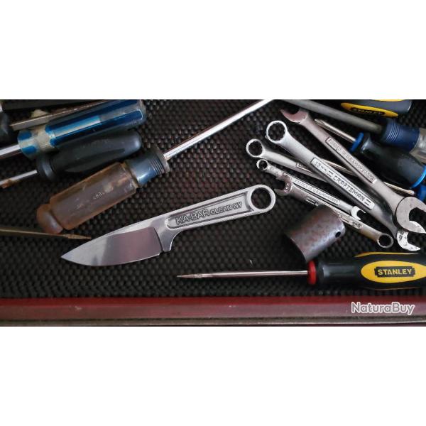 Couteau KA-BAR 1119 Wrench Acier Carbone 425 Etui Plastique Made USA KA1119
