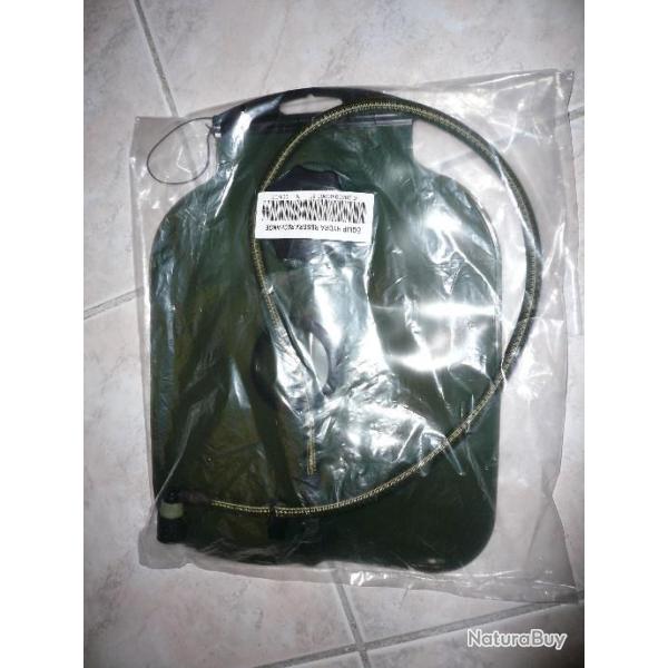 1 poche hydratation source neuve pour sac � dos (idem camelback)