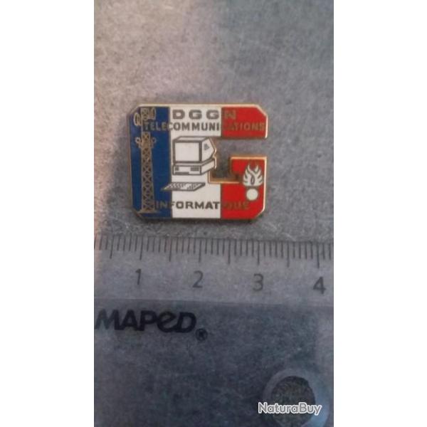 Pin' s Gendarmerie DG G N Informatique Ordinateur Blanc( Arthus Bertrand )