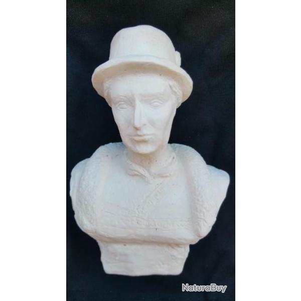 Buste de Louis 11  (Hauteur:12 cm)