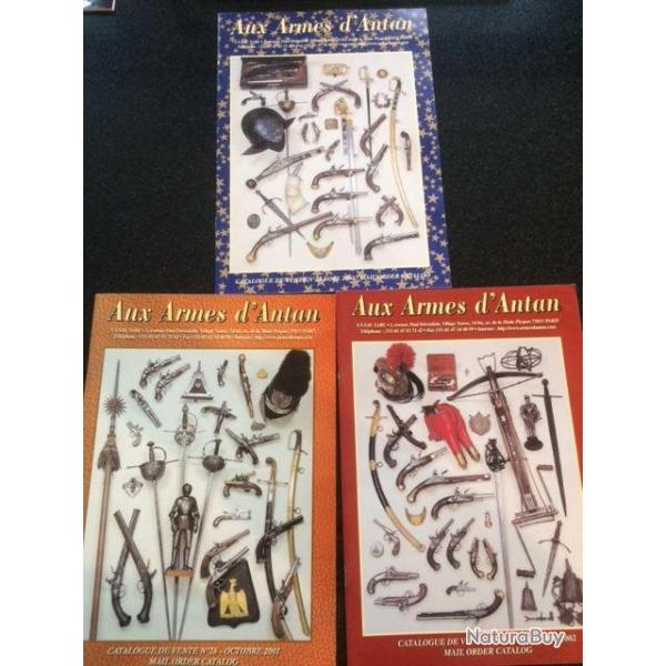 3 catalogues "aux armees d'antan"  en couleur