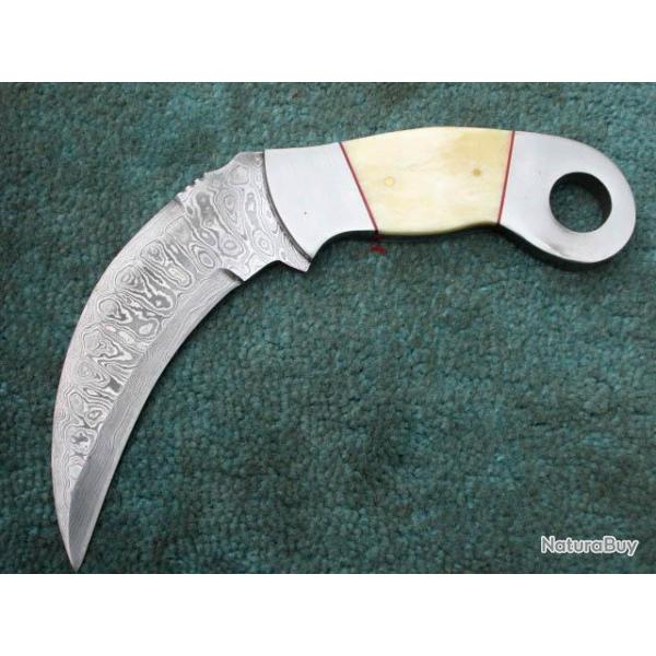 Couteau KARAMBIT Damas et os
