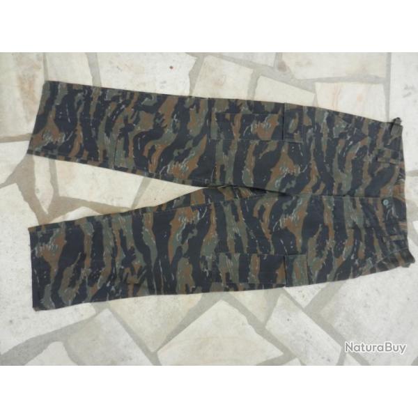 pantalon militaire US am�ricain de combat camoufl� Mil-Tec