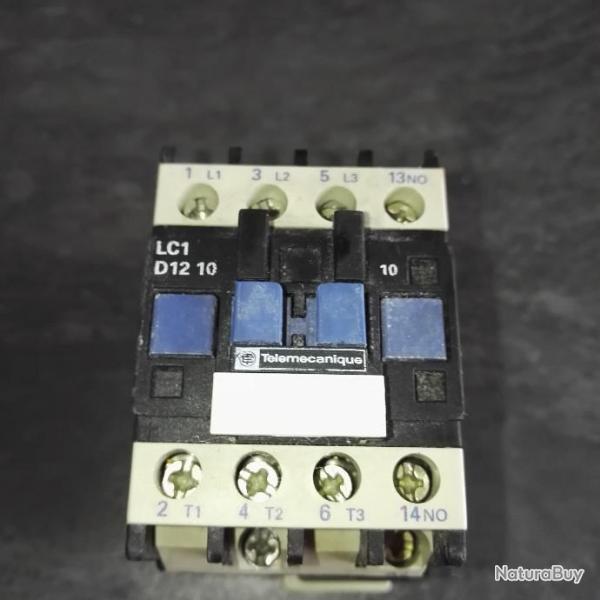 Contacteur tlmcanique LC1D12