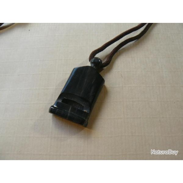 Sifflet corne  de Buffle