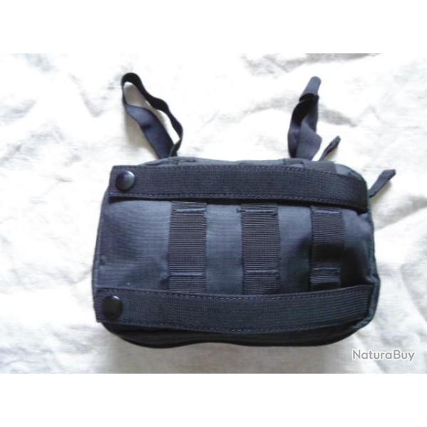 POCHETTE NOIRE INFIRMERIE COMMANDOS MARINE / ASSAUTS DE NUITS ABORDAGE FORCES SPECIALES FORCES SEALS