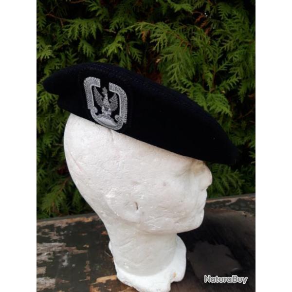 BERET ARMEE POLONAISE.NOIR