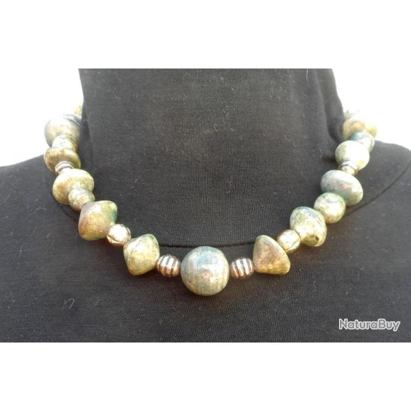 BEAU COLLIER ETHNIQUE EN PIERRES NATURELLES, PARURE
