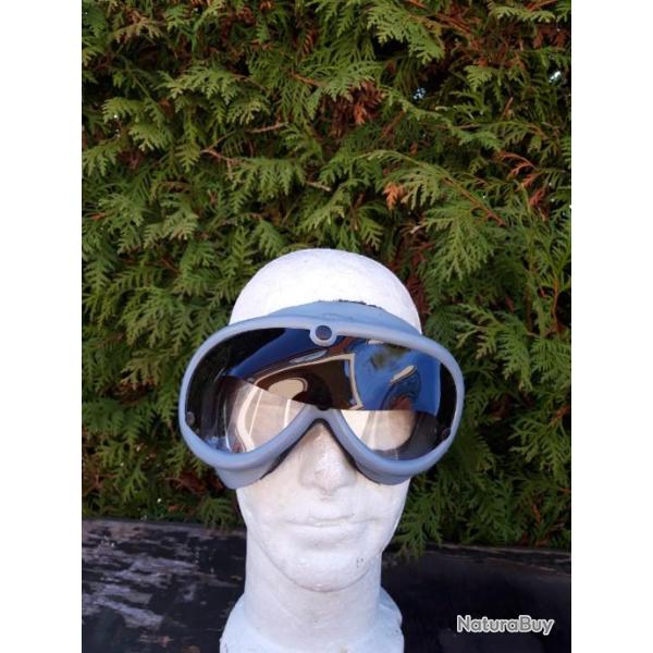 PAIRE DE LUNETTES BW