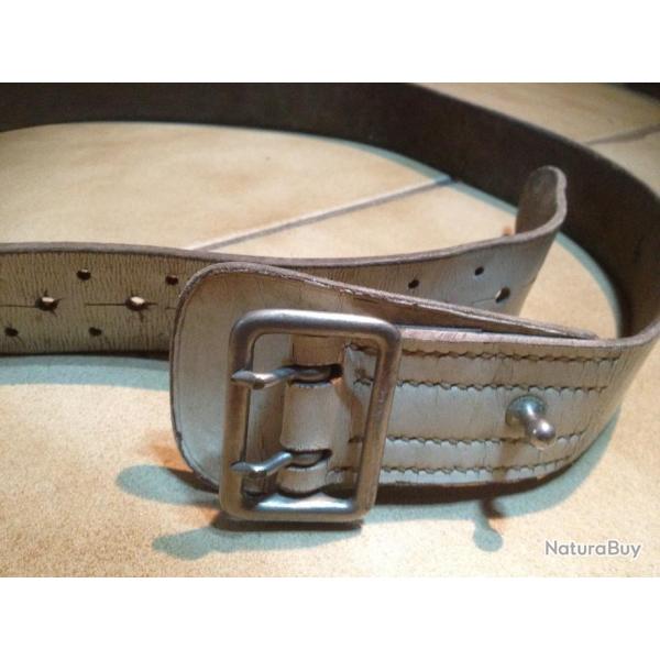 2 ceinturons , parade ou gendarmerie , blancs , avec 1 brelage et dragonnes