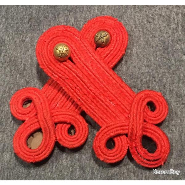 EPAULETTES TREFLES ROUGE POUR DOLMAN ARTILLERIE COLONIALE