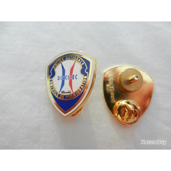 UN Insigne Police fran�aise - contr�le de l'immigration - DICCILEC