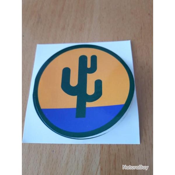 AUTO-COLLANT DE LA 103 EME DIUS