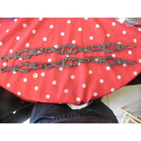 paire antique cha�nes de soutien en bronze