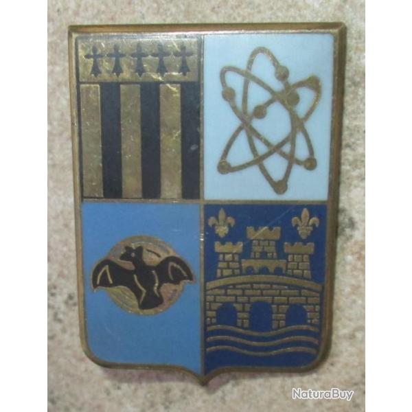 Ecole Sup�rieure Electronique, bol�ro oblong