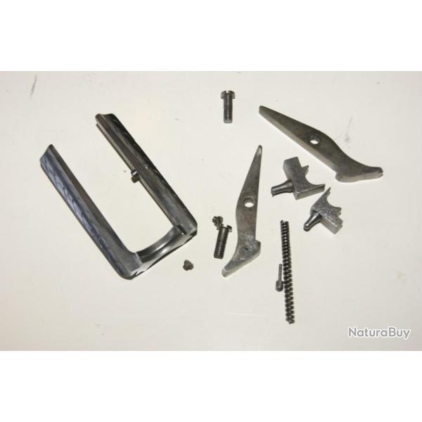 lot de pi�ces fusil Espagnol UMBE - VENDU PAR JEPERCUTE (D20K44)
