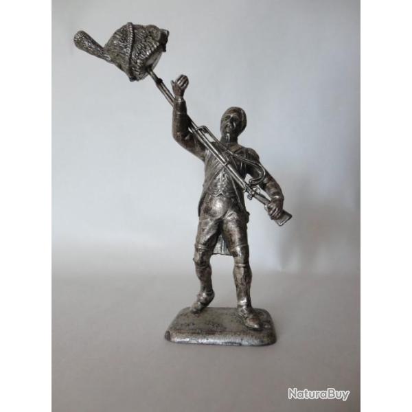 Figurine MHSP Grenadier au bonnet � poils