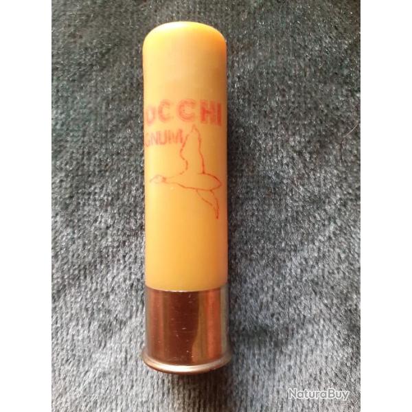 une cartouche Fiocchi  20 magnum plastique p lb no 6