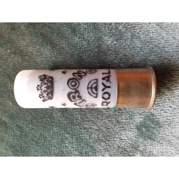 une cartouche ROYAL STRONG  MGM   16 plastique balle brenneke