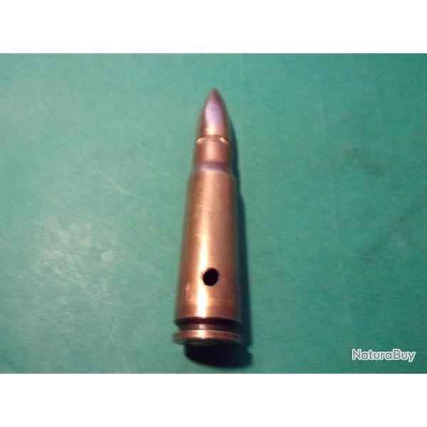 1  cartouche 7,62 x 39 �tui acier cuivr� balle FMJ divers date neutralis�e