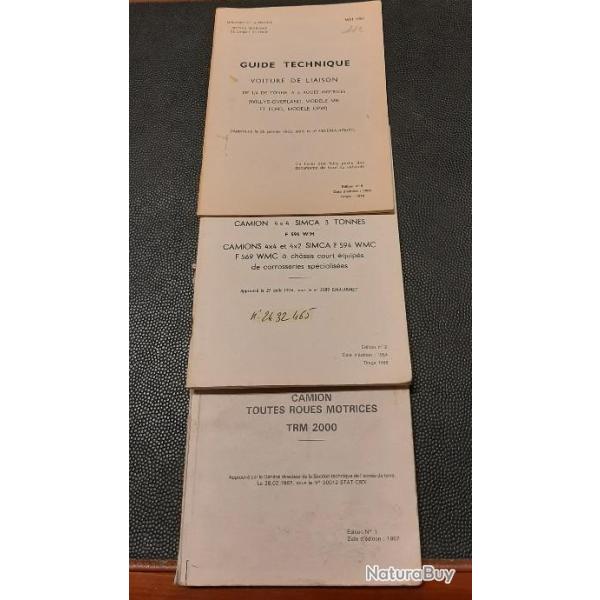 Lot de 3 guides techniques pour v�hicules de l'arm�e de terre