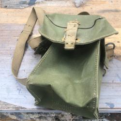 Musette sac  de masque &agrave; gaz Light GB WW2 anglais avec sangle dat&eacute;e 1943