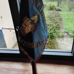 Fanion de compagnie transmissions.