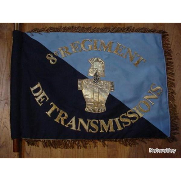 Fanion de compagnie transmissions.