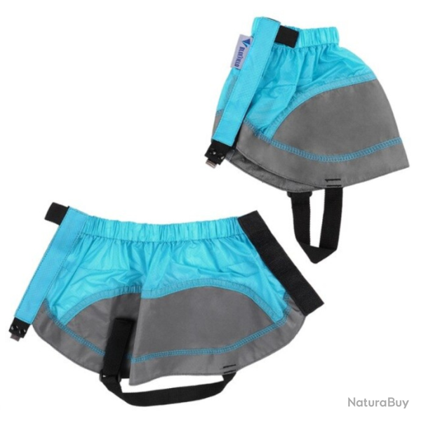 Une paire de gu�tres ultra-l�geres, gris/bleu.