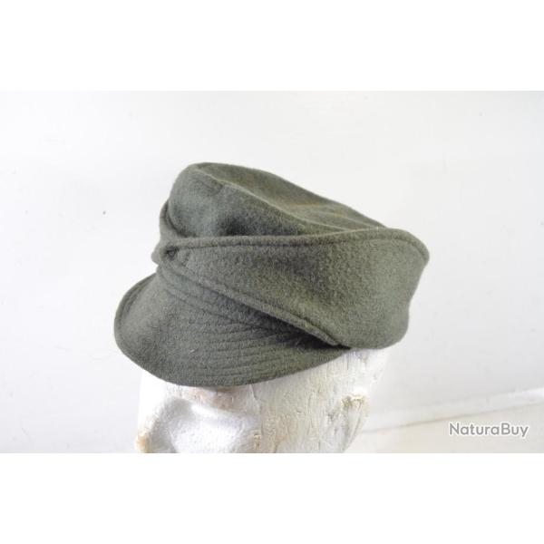 Casquette militaire  identifier, laine. Annes 1950 Sude Finlande ? FRANCE ?. Style Allemand