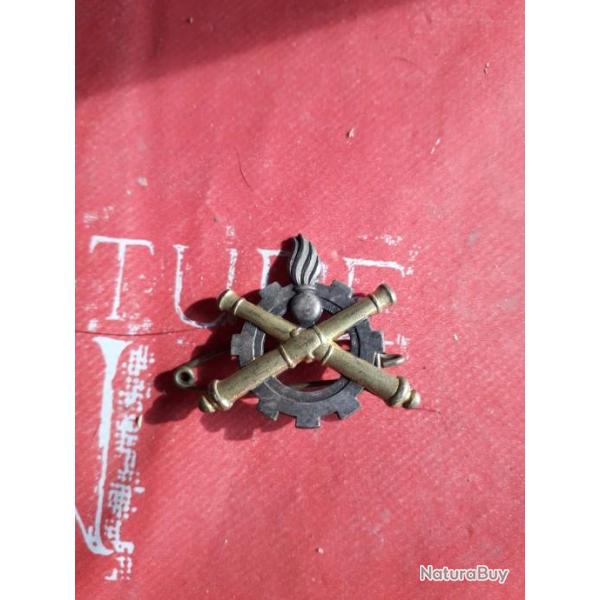 MATERIEL :insigne  Service du Mat�riel de fabrication Drago Paris D�pos� G. 1102 ajour�