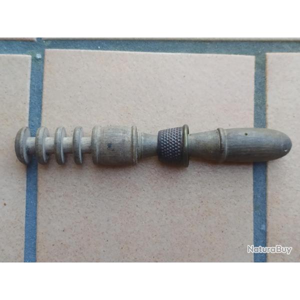 COUSETTE  MODELE GENDARMERIE  AVEC SON DES  GUERRE 1914-1918 POILU