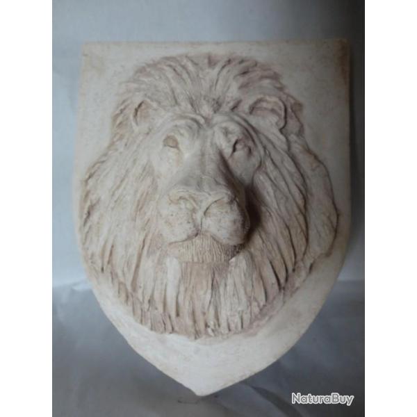 Blason t�te de Lion patine pierre