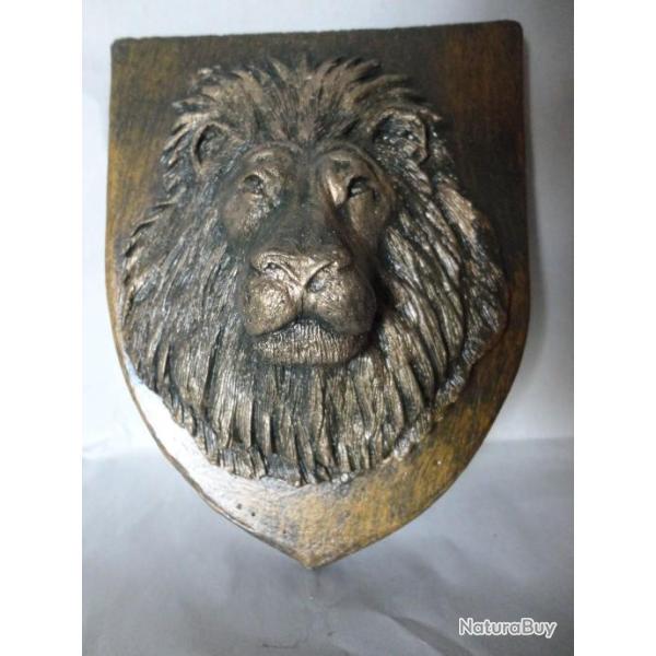 Blason t�te de Lion patine bronze