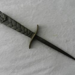 Rare ancien couteau de tranch&eacute;e Alsace Lorraine en bronze d&eacute;cor &eacute;caille dragon WWI / WWII ?