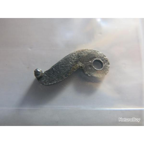 VENDU PAR CUIRASSIER11 N 1 CHAINETTE DE PLATINE DE FUSIL A CHIEN ANCIEN