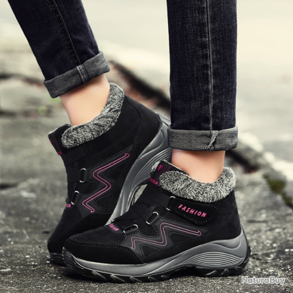 Chaussures  montantes femme, fourr�es, noires, tailles de 35 � 42.